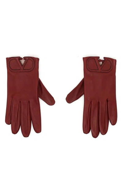 Valentino Garavani Vlogo Lambskin Leather Gloves In Cherry