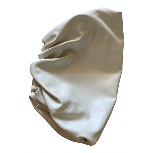 Pre-Owned Bottega Veneta Pouch White Leather Clutch Bag | ModeSens
