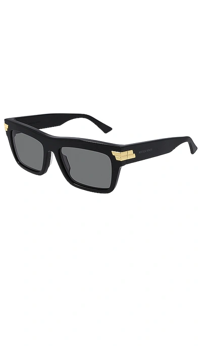 Bottega Veneta Ribbon Rectangle In Shiny Black & Grey