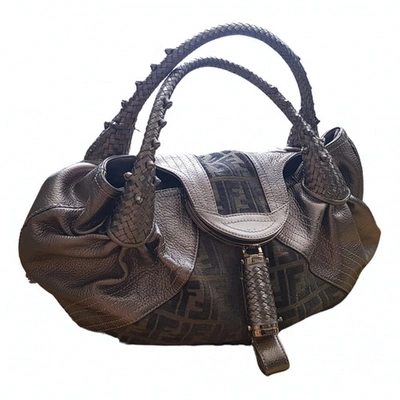 Pre-owned Fendi Spy Brown Cloth Handbag