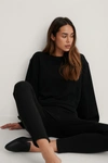 NA-KD REBORN Organic Volume Sleeve Cropped Sweatshirt Black