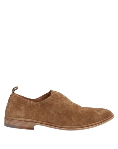 Elia Maurizi Laced Shoes In Camel