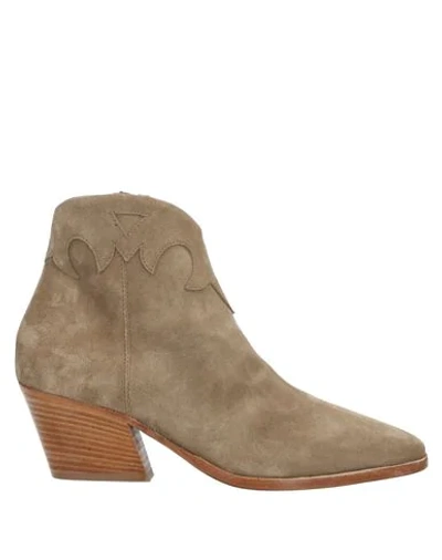 Antonio Maurizi Ankle Boot In Light Green