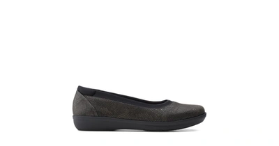 Clarks Collection Women's Ayla Low Flats In Black