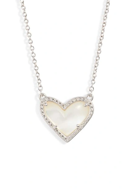 Kendra Scott Ari Mother Of Pearl Heart Charm Link Bracelet In Ivory Mother Of Pearl