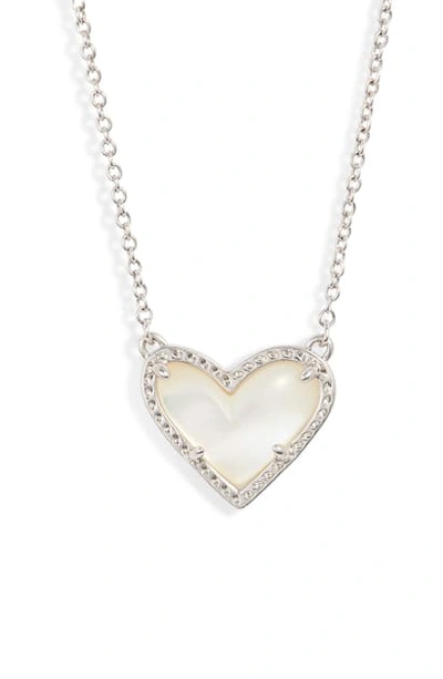 Kendra Scott Ari Mother Of Pearl Heart Charm Link Bracelet In Ivory