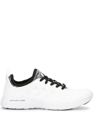 Apl Athletic Propulsion Labs Techloom Phantom 针织运动鞋 In White/black/white Melange