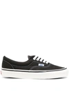 Vans Authentic Plimsolls In Black In Black