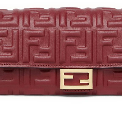 Fendi Continental With Chain In Red