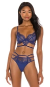 BLUEBELLA ALEXANDRA BRA,BEBE-WI155