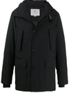 Woolrich Off-centre Buttoned Coat In Black