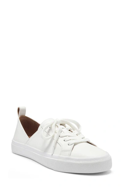 Lucky Brand Dansbey Sneaker In White