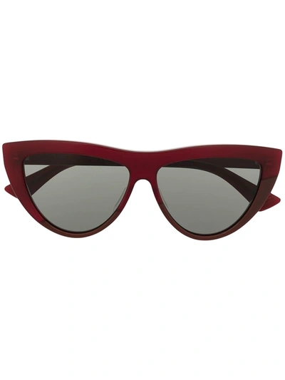 Bottega Veneta Cat-eye Sunglasses In Red