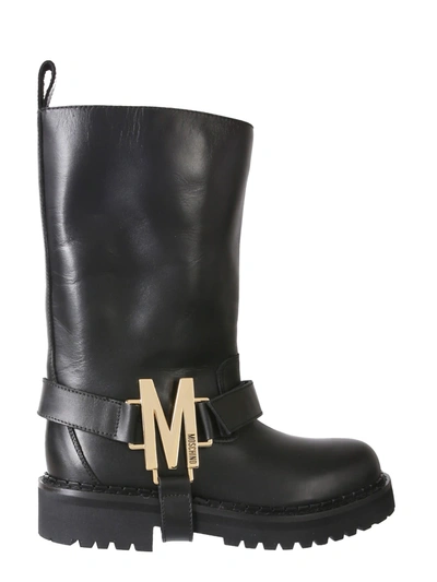Moschino M Logo带中筒靴 In Black