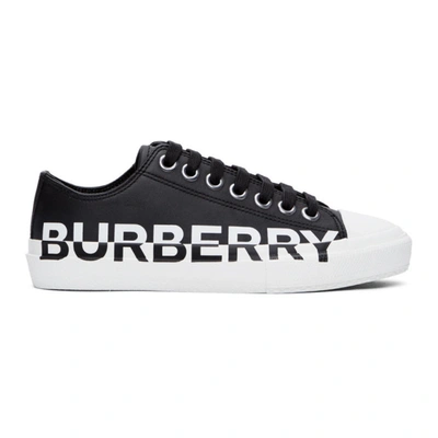 Burberry 黑色 And 白色华达呢徽标运动鞋 In Black,white