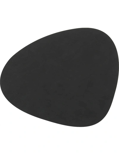 Lind Dna Curve Leather Table Mat In Black