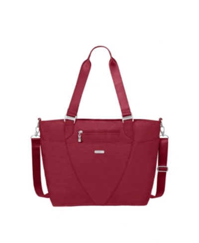 Baggallini Avenue Tote In Apple