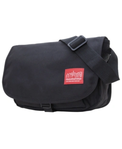 Manhattan Portage Small Sohobo Bag In Black