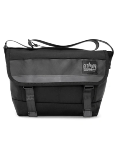 Manhattan Portage Xs High Line Messenger Bag In Black