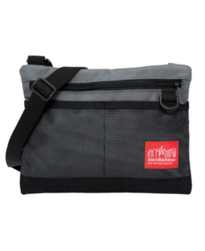 Manhattan Portage Senator Shoulder Bag In Gray