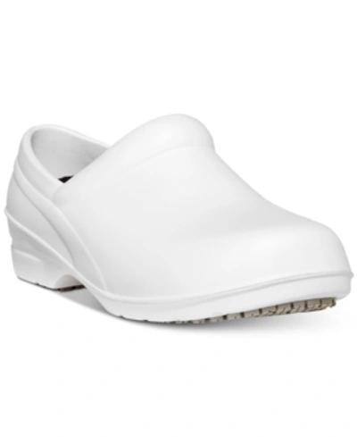 Easy Street Easy Works By  Kris Clogs In White