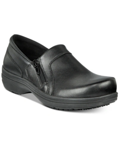 Easy Street Easy Works By  Women's Bentley Slip Resistant Clogs In Black