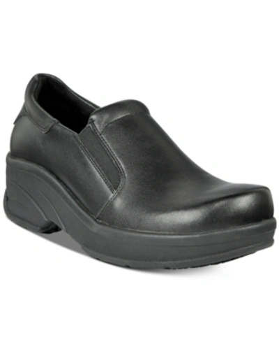 Easy Street Easy Works By  Appreciate Slip-on Clogs In Black