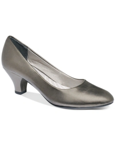 Easy Street Fabulous Womens Metallic Embossed Pumps In Pewter