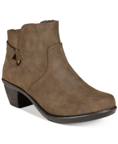 Easy Street Dawnta Booties In Brown