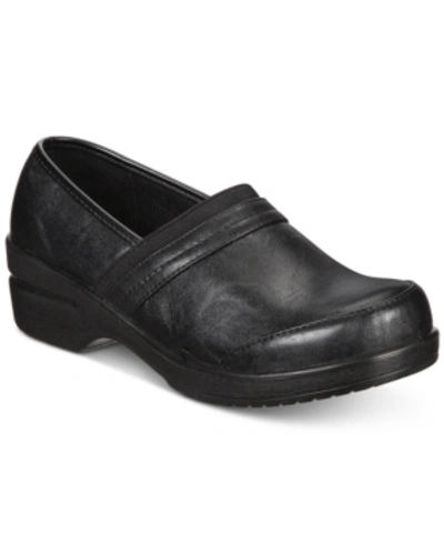 Easy Street Origin Clogs In Black