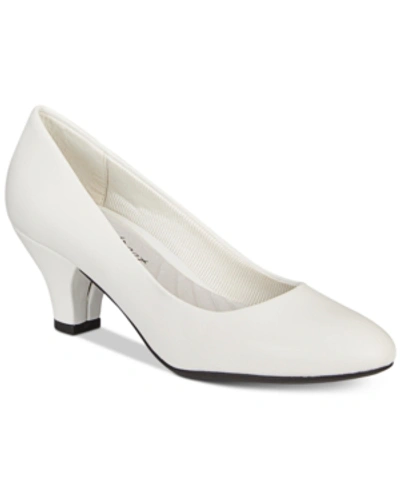 Easy Street Prim Womens Faux Leather Slip On Pumps In White