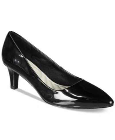 Easy Street Pointe Pumps In Black Patent