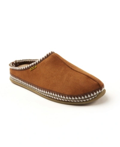 Deer Stags Men's Wherever Embroidered Trim Slippers In Chestnut