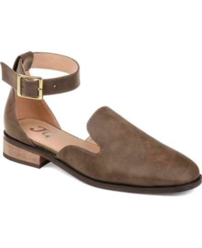 JOURNEE COLLECTION WOMEN'S LORETA FLATS