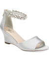 Journee Collection Women's Connor Wedges In Grey
