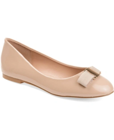 Journee Collection Women's Kim Flat Women's Shoes In White