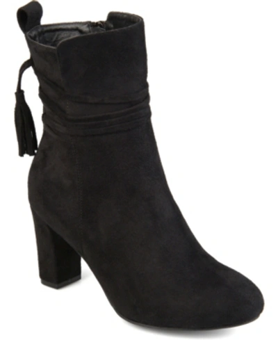 JOURNEE COLLECTION WOMEN'S ZURI ANKLE WRAP BLOCK HEEL DRESS BOOTIES