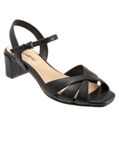 Trotters Majesty Strappy Sandal Women's Shoes In Black