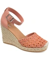 Journee Collection Sierra Womens Comfort Insole Macrame Wedge Sandals In Pink