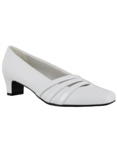 Easy Street Entice Womens Satin Square Toe Kitten Heels In White