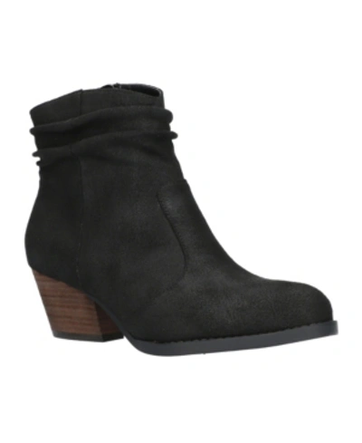 Bella Vita Helena Bootie In Black