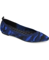 Journee Collection Journee Women's Tru Comfort Foam Wide Width Karise Flat In Blue