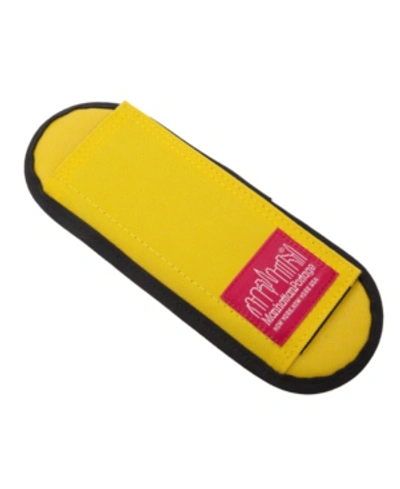 Manhattan Portage Small Shoulder Pad In Mustard