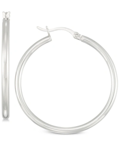 Simone I. Smith Polished Hoop Earrings In Sterling Silver