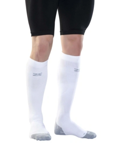 Zensah Tech Compression Socks In White