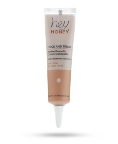 Hey Honey Trick And Treat Active Propolis Cream Concealer, 15 ml In Deep Tone