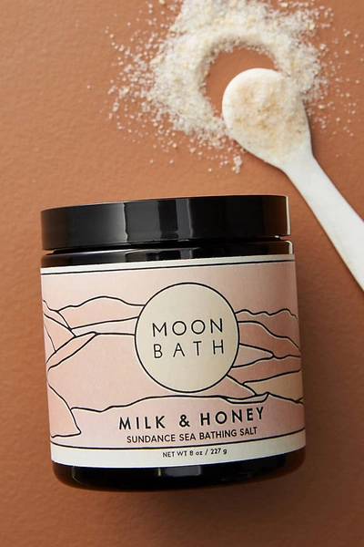 Moon Bath Milk & Honey Sundance Sea Bathing Salt In Pink