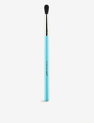 Mykitco. Blue 1.12s Pro My Tapered Crease Brush