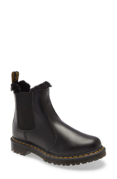 Dr. Martens 2976 Leonore Atlas Womens Faux Fur Lined Chelsea Boot Colou In Dark Grey