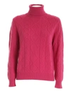 KANGRA CASHMERE EMBOSSED DETAIL TURTLENECK IN FUCHSIA